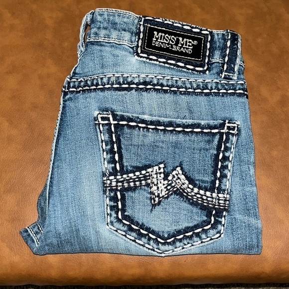 Miss Me Boyfriend Capri Size 28 - Picture 3 of 16